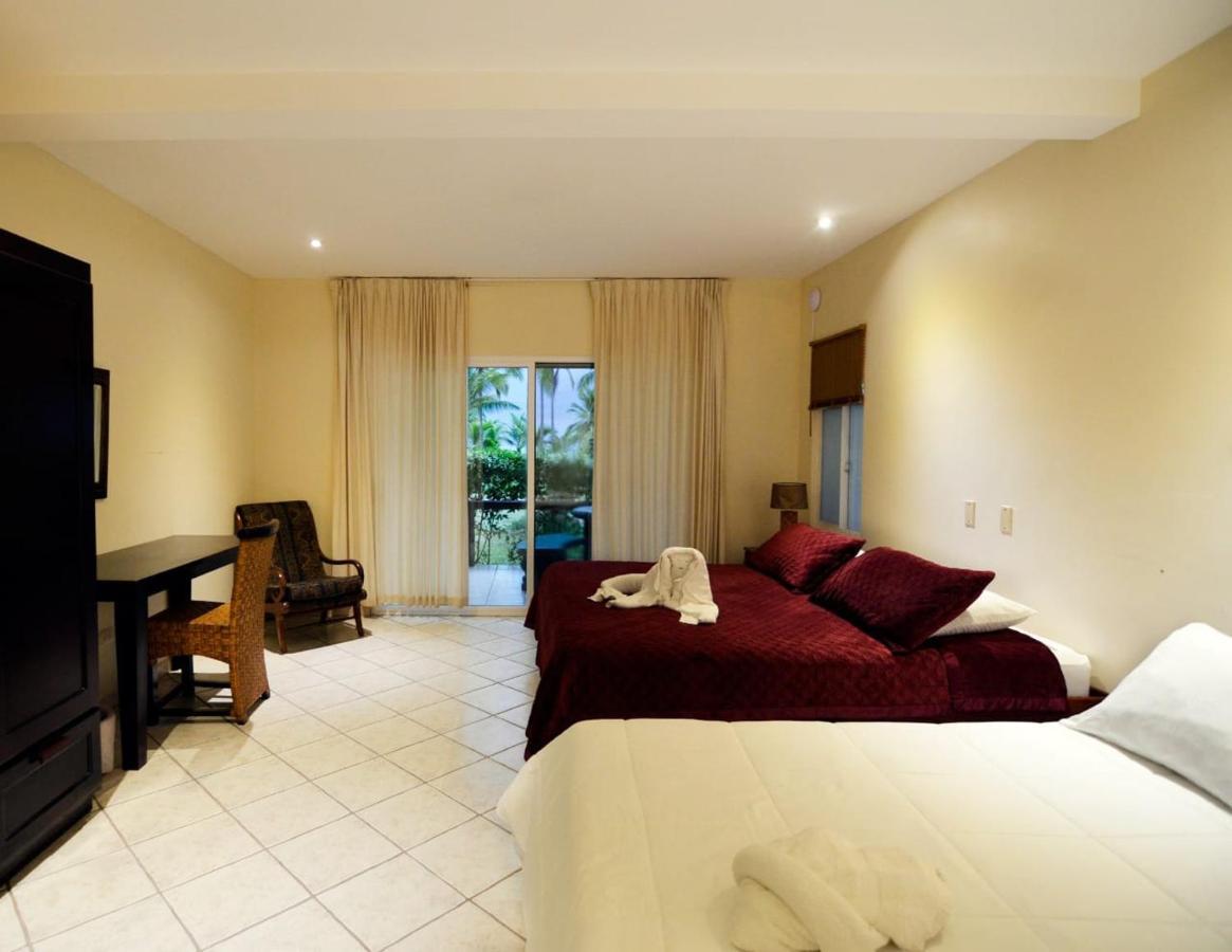 פאריטה Cocomar Beachfront Hotel מראה חיצוני תמונה